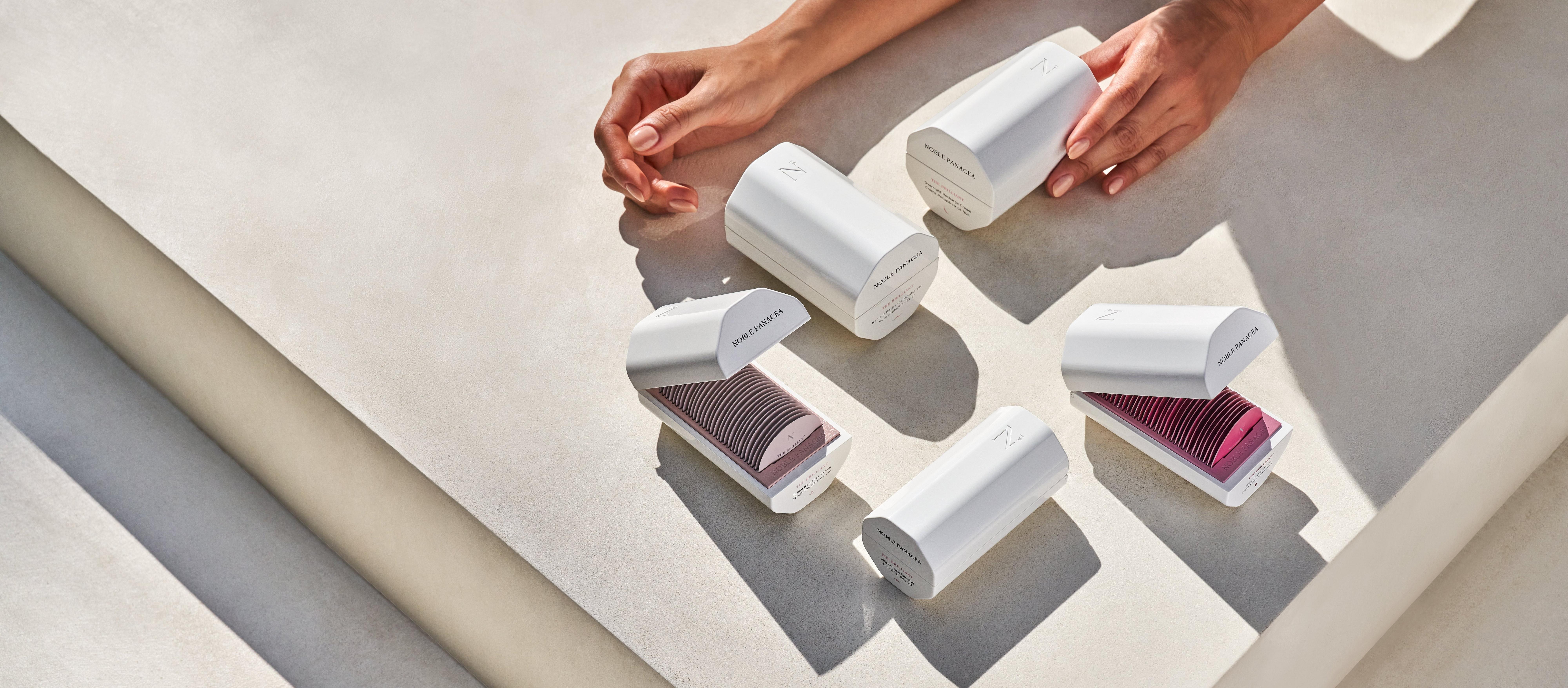 Noble Panacea Us - Abstract Picture Collection - Retina Quality